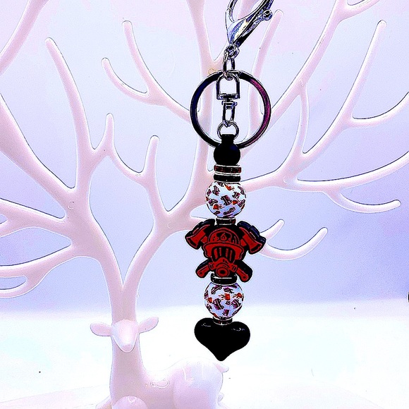 Firefighters Keychain - Picture 1 of 3